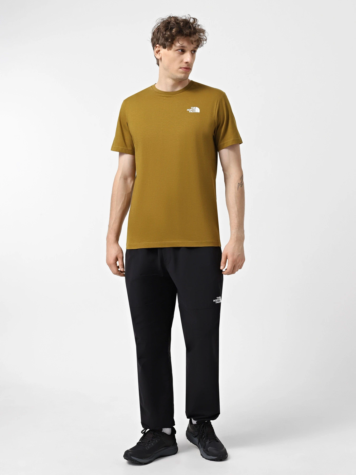 Футболки і поло The North Face Redbox модель NF0A87NP5HO1 Футболки і поло The North Face Redbox модель NF0A87NP5HO1 Фото