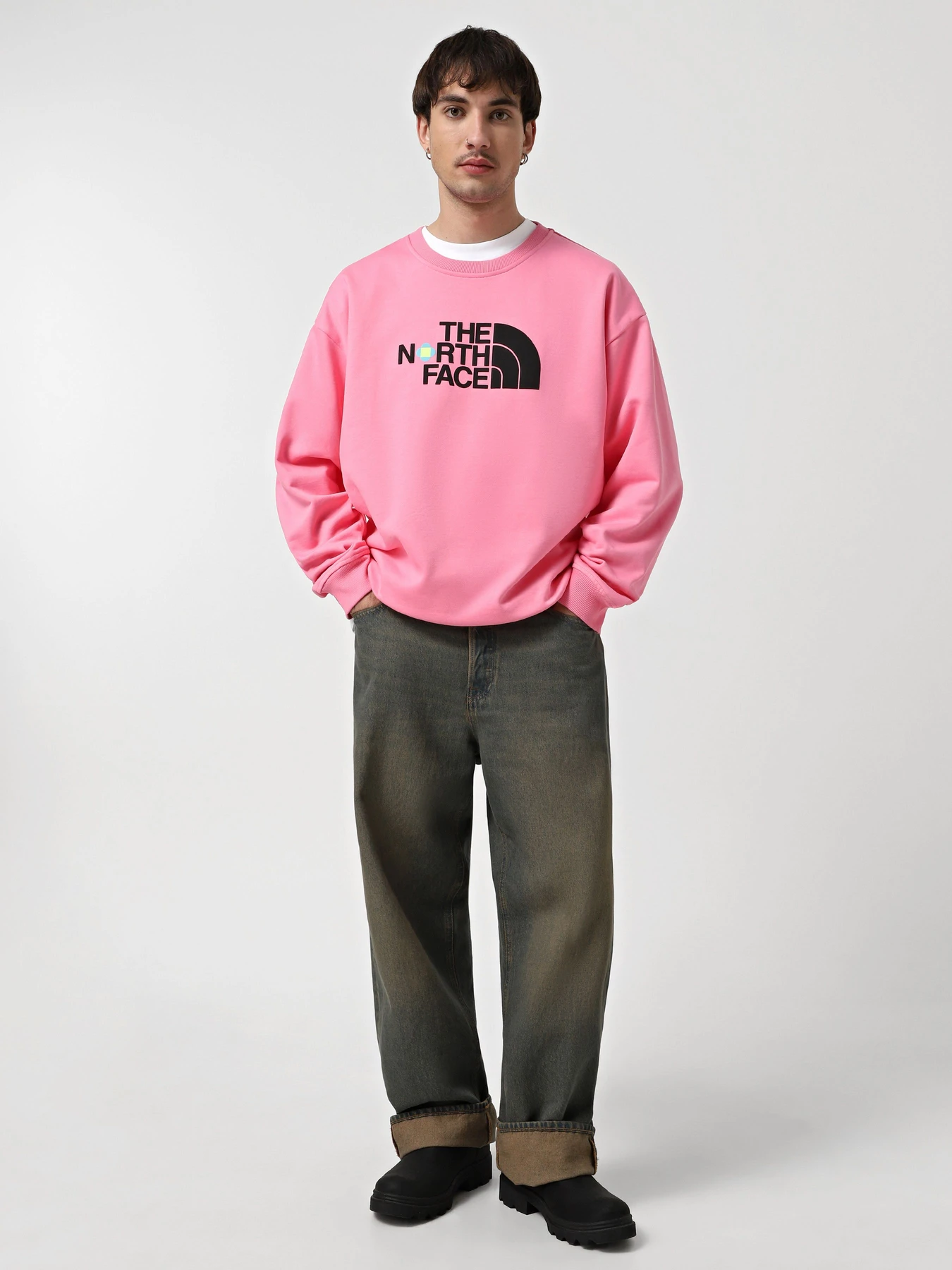Худи и свитшоты The North Face x Yinka Ilori Crew модель NF0A89C8PIH1 Фото