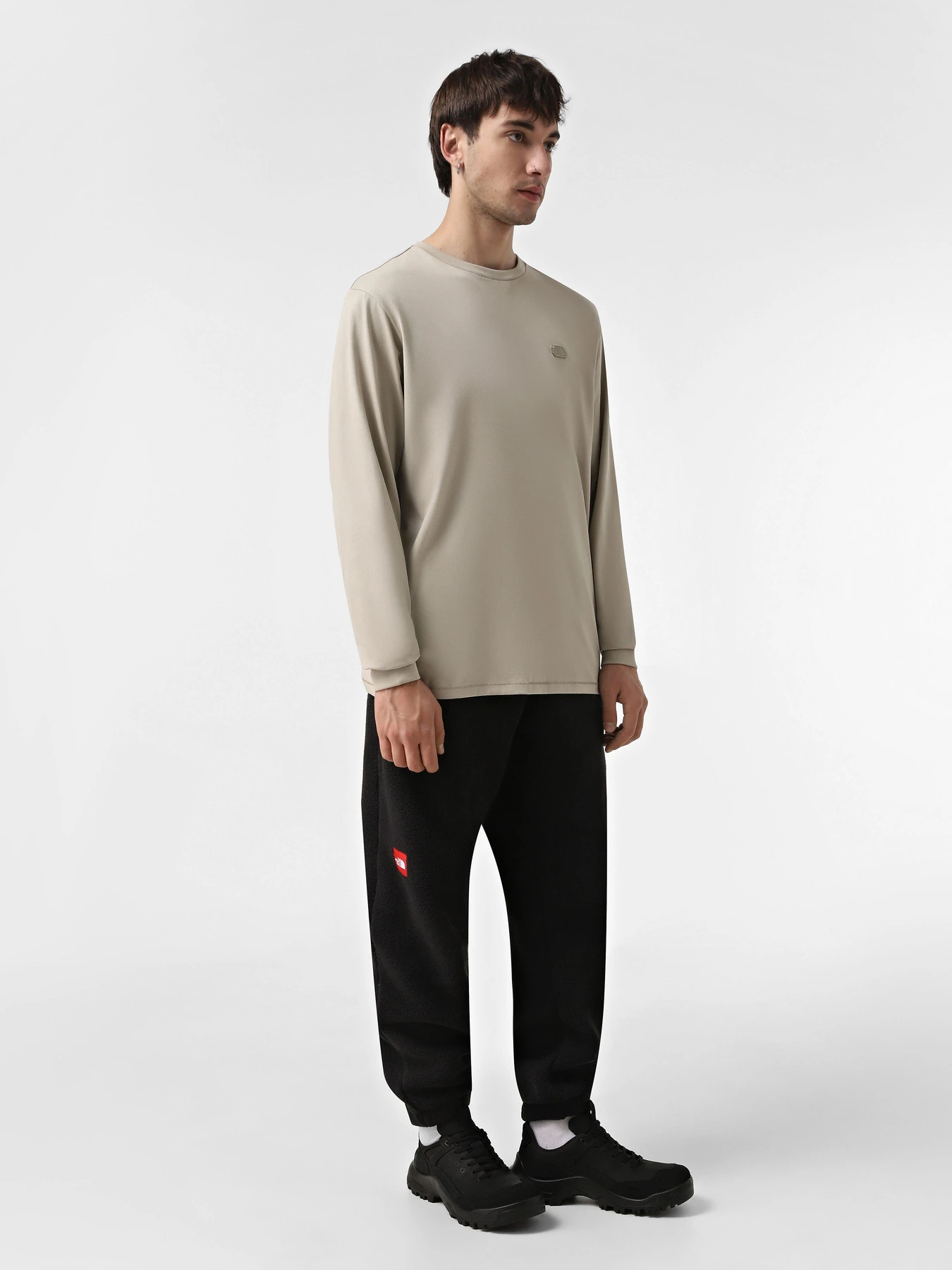 Худи и свитшоты The North Face Natural Dye модель NF0A89CW9OX1 Фото