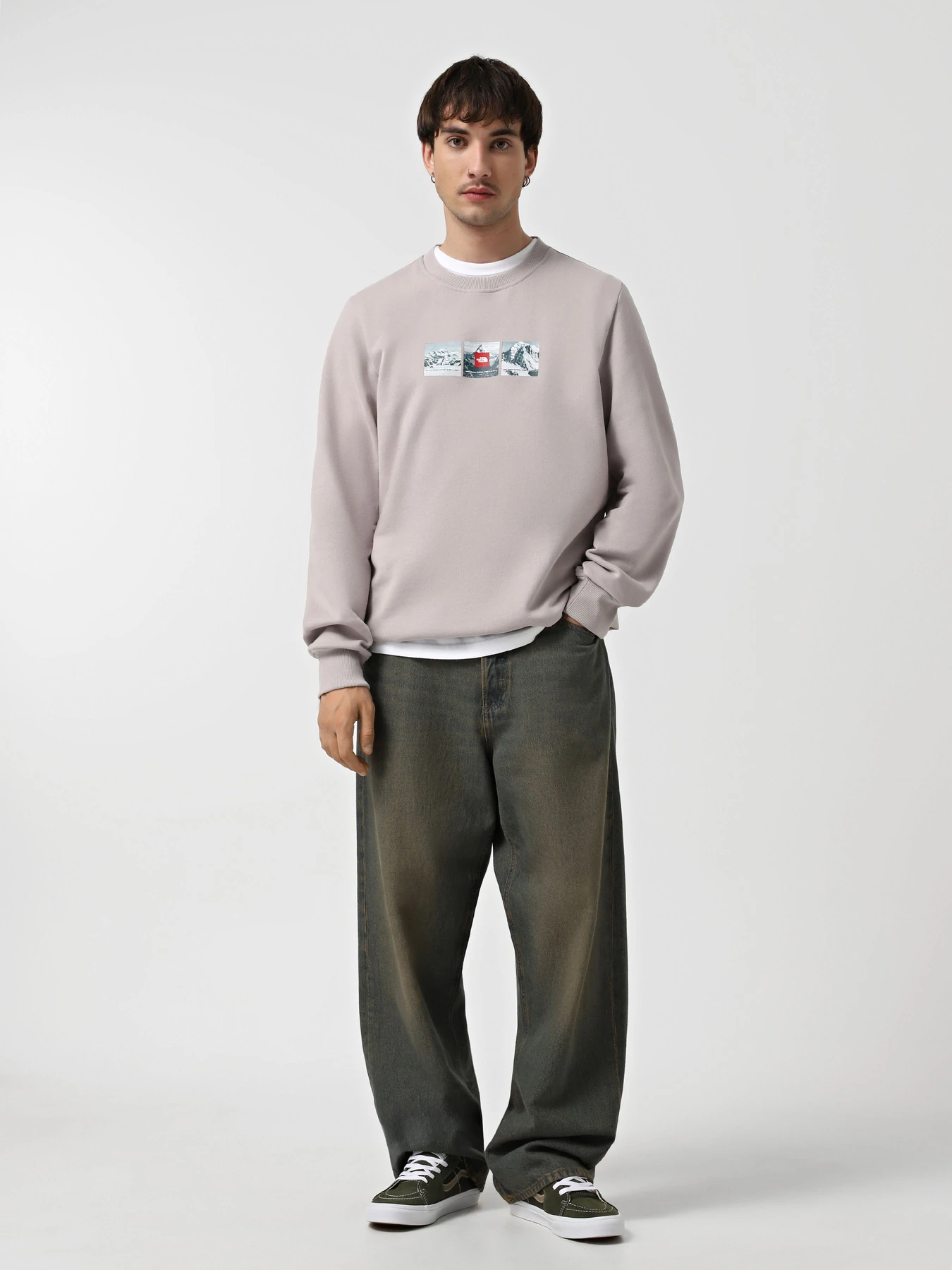 Худі та світшоти The North Face Crew Expedition System Graphic модель NF0A89DD1OA1 Худі та світшоти The North Face Crew Expedition System Graphic модель NF0A89DD1OA1 Фото