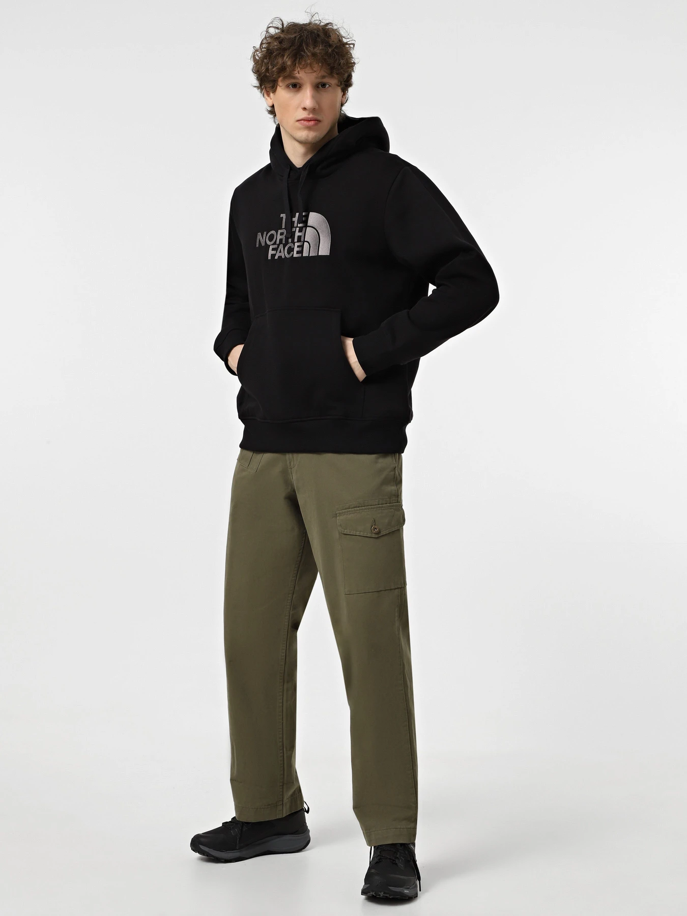 Худи и свитшоты The North Face Drew Peak модель NF0A89EMJK31 Худи и свитшоты The North Face Drew Peak модель NF0A89EMJK31 Фото