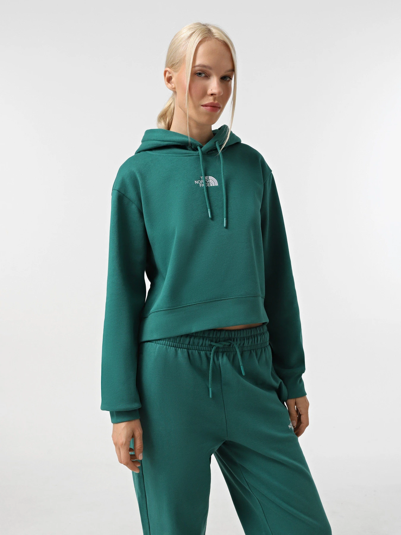 Худи и свитшоты The North Face Essential модель NF0A89EXNL11 Худи и свитшоты The North Face Essential модель NF0A89EXNL11 Фото