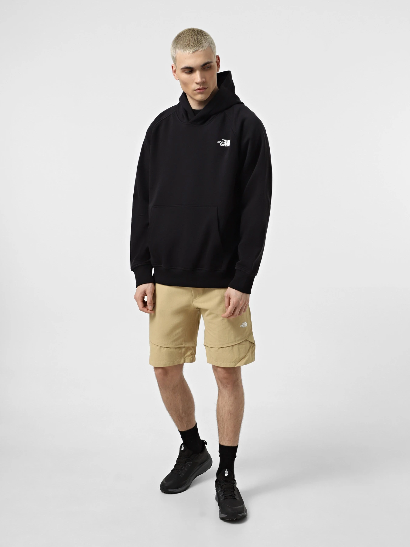Худі та світшоти The North Face Raglan Box Nse модель NF0A89F9KY41 Худі та світшоти The North Face Raglan Box Nse модель NF0A89F9KY41 Фото