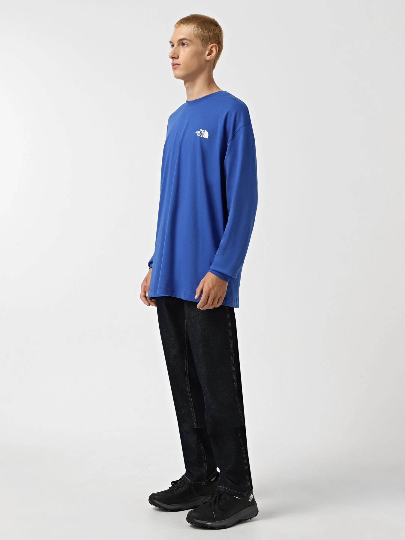 Худи и свитшоты The North Face Axys модель NF0A89FZCZ61 Худи и свитшоты The North Face Axys модель NF0A89FZCZ61 Фото