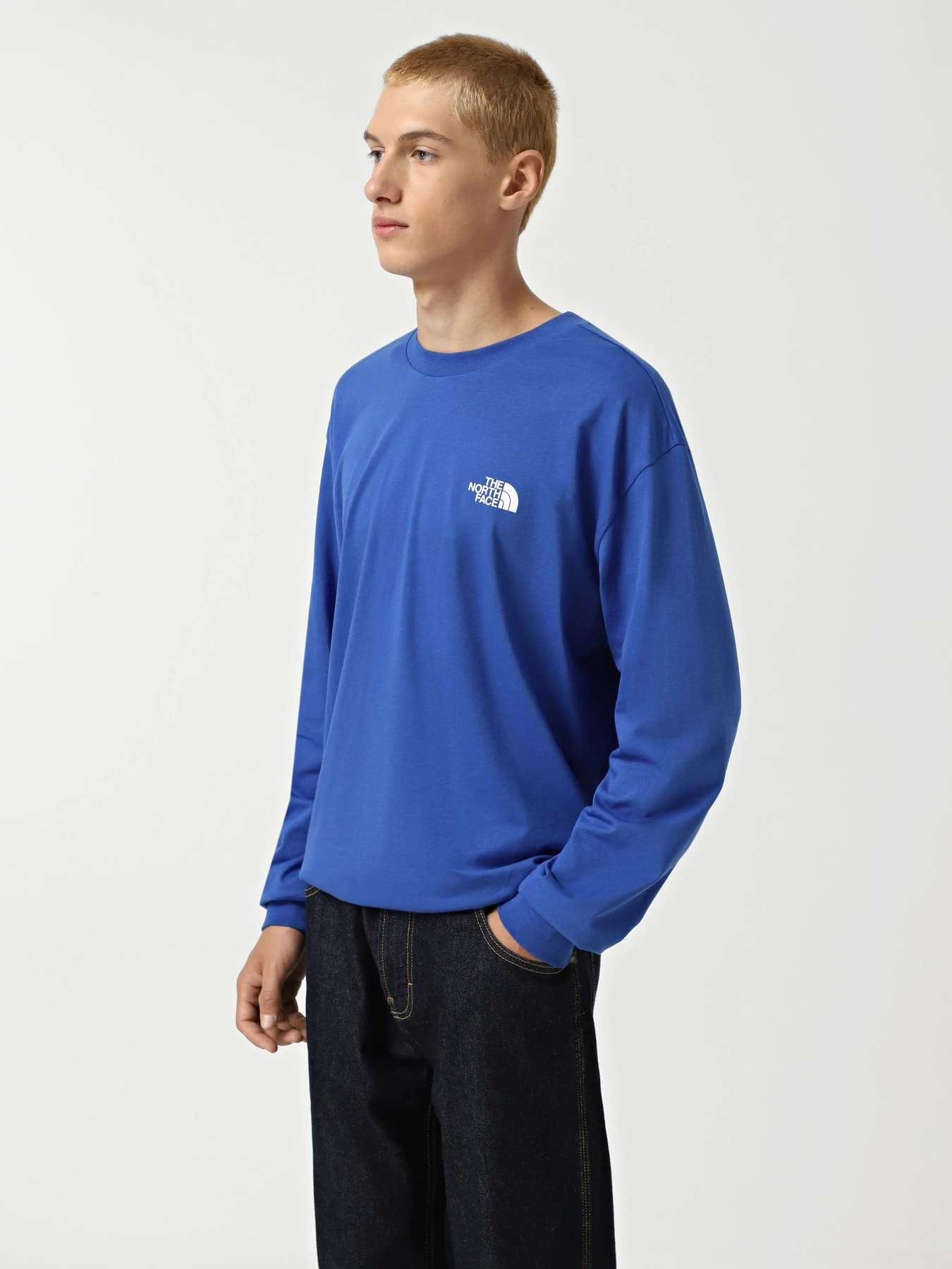 Худи и свитшоты The North Face Axys модель NF0A89FZCZ61 Худи и свитшоты The North Face Axys модель NF0A89FZCZ61 Фото