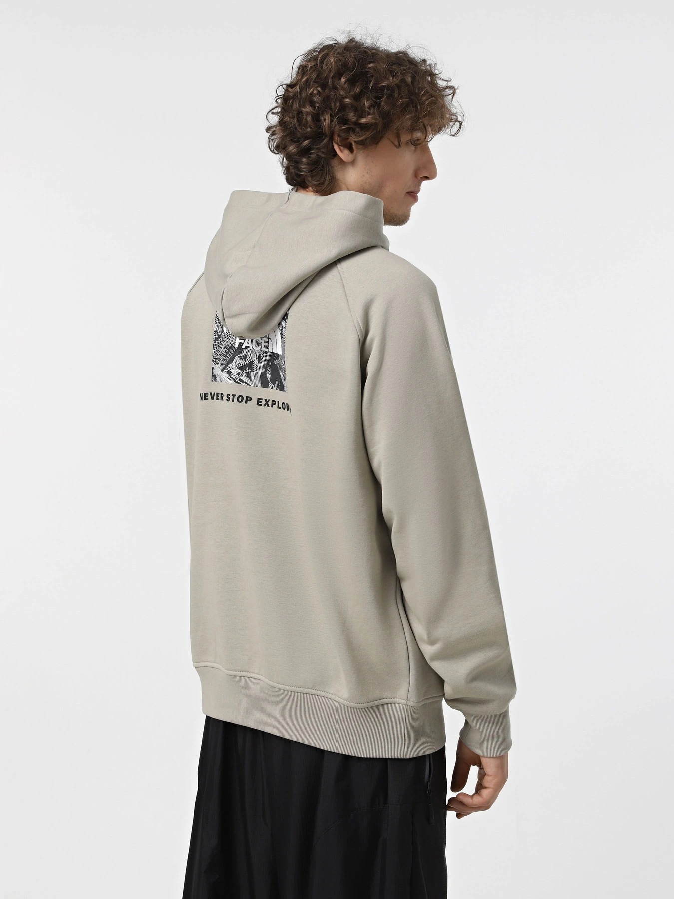 Худі та світшоти The North Face Redbox модель NF0A8A3T9IT1 Фото