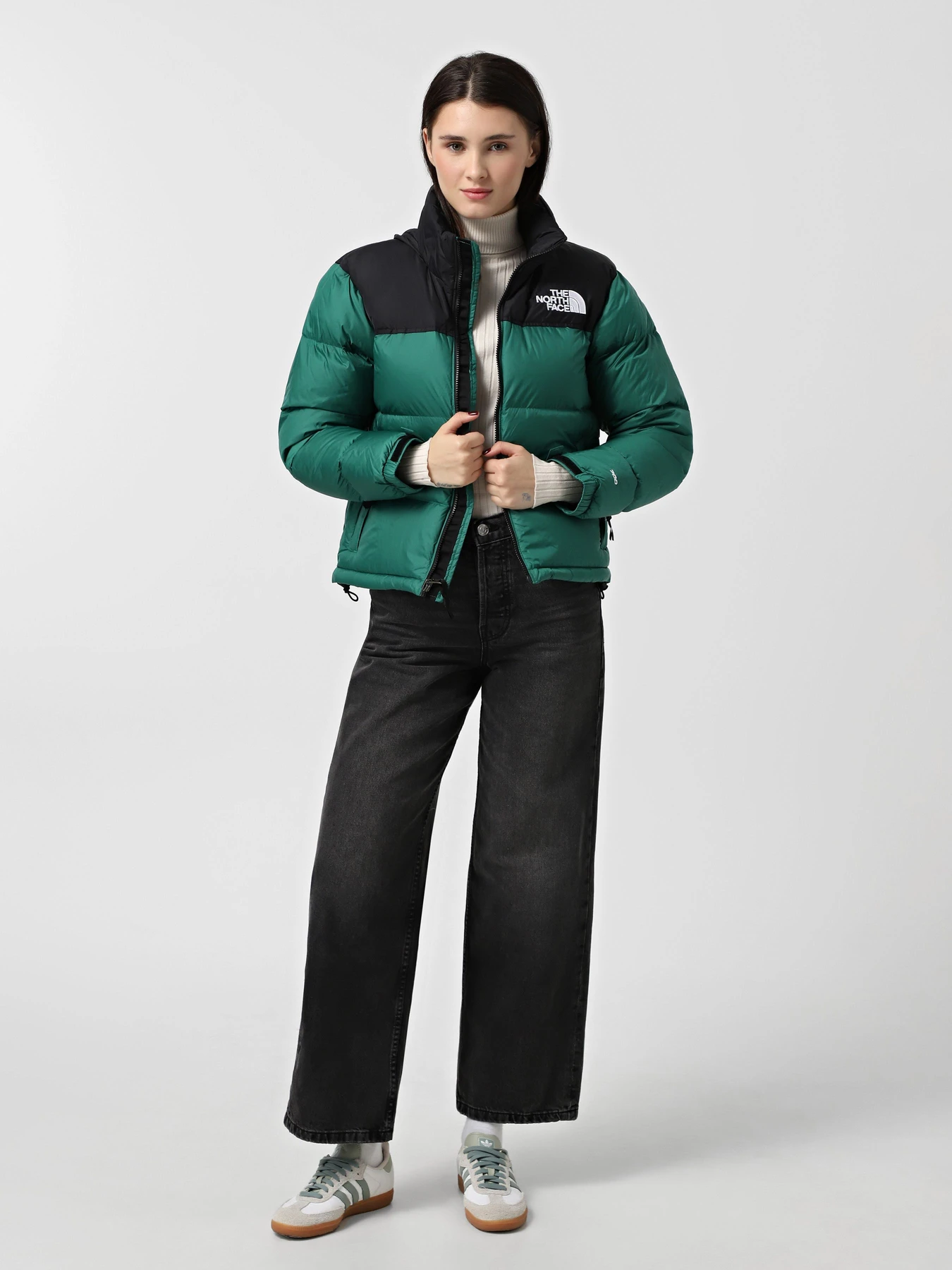 Куртки и дубленки The North Face 1996 Retro Nuptse модель NF0A3XEONL11 Куртки и дубленки The North Face 1996 Retro Nuptse модель NF0A3XEONL11 Фото
