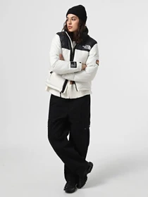 Куртки и дубленки The North Face 1996 Retro Nuptse модель NF0A3XEO5IX1 Фото