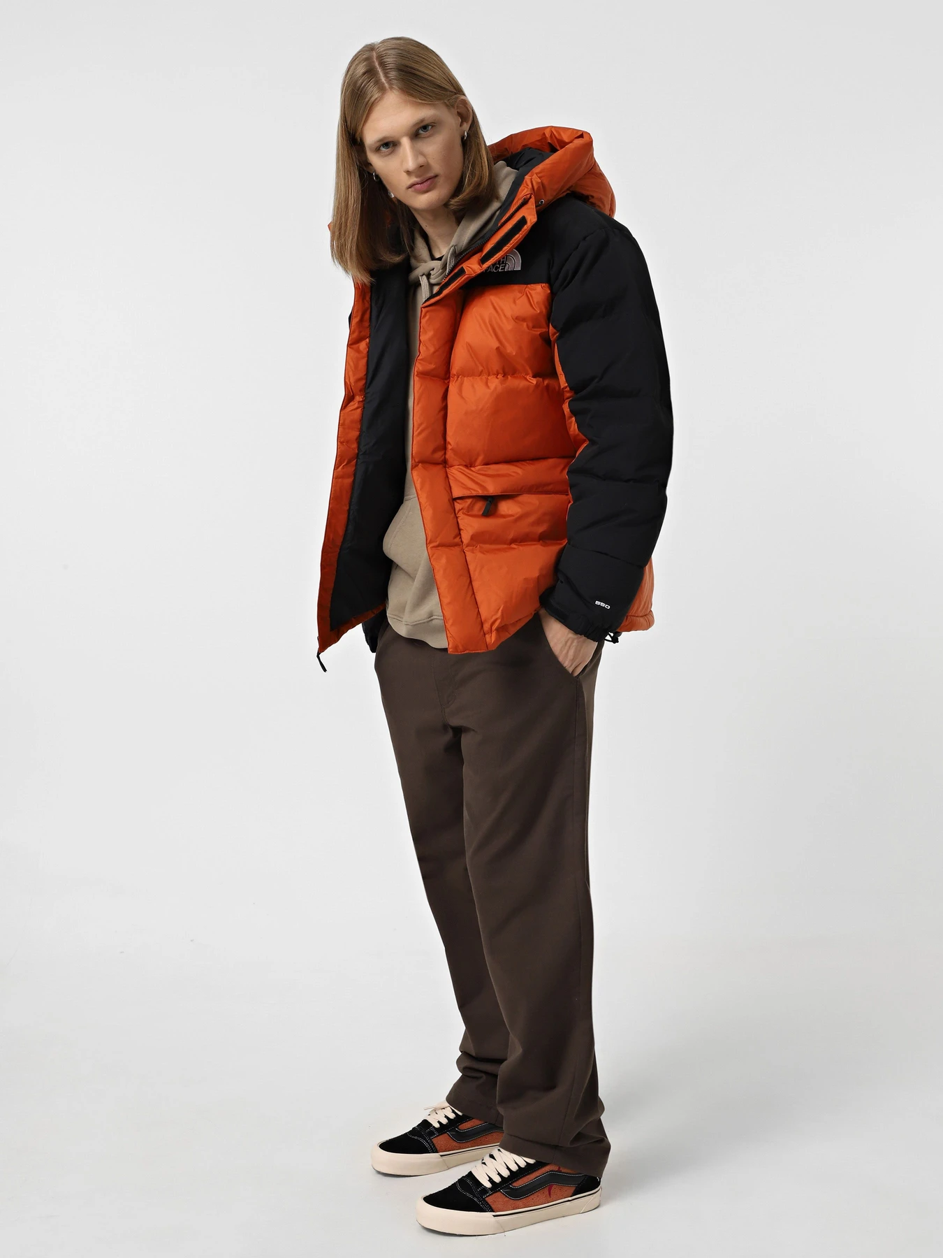 Куртки и дубленки The North Face Hmlyn Down модель NF0A4QYX5PO1 Куртки и дубленки The North Face Hmlyn Down модель NF0A4QYX5PO1 Фото