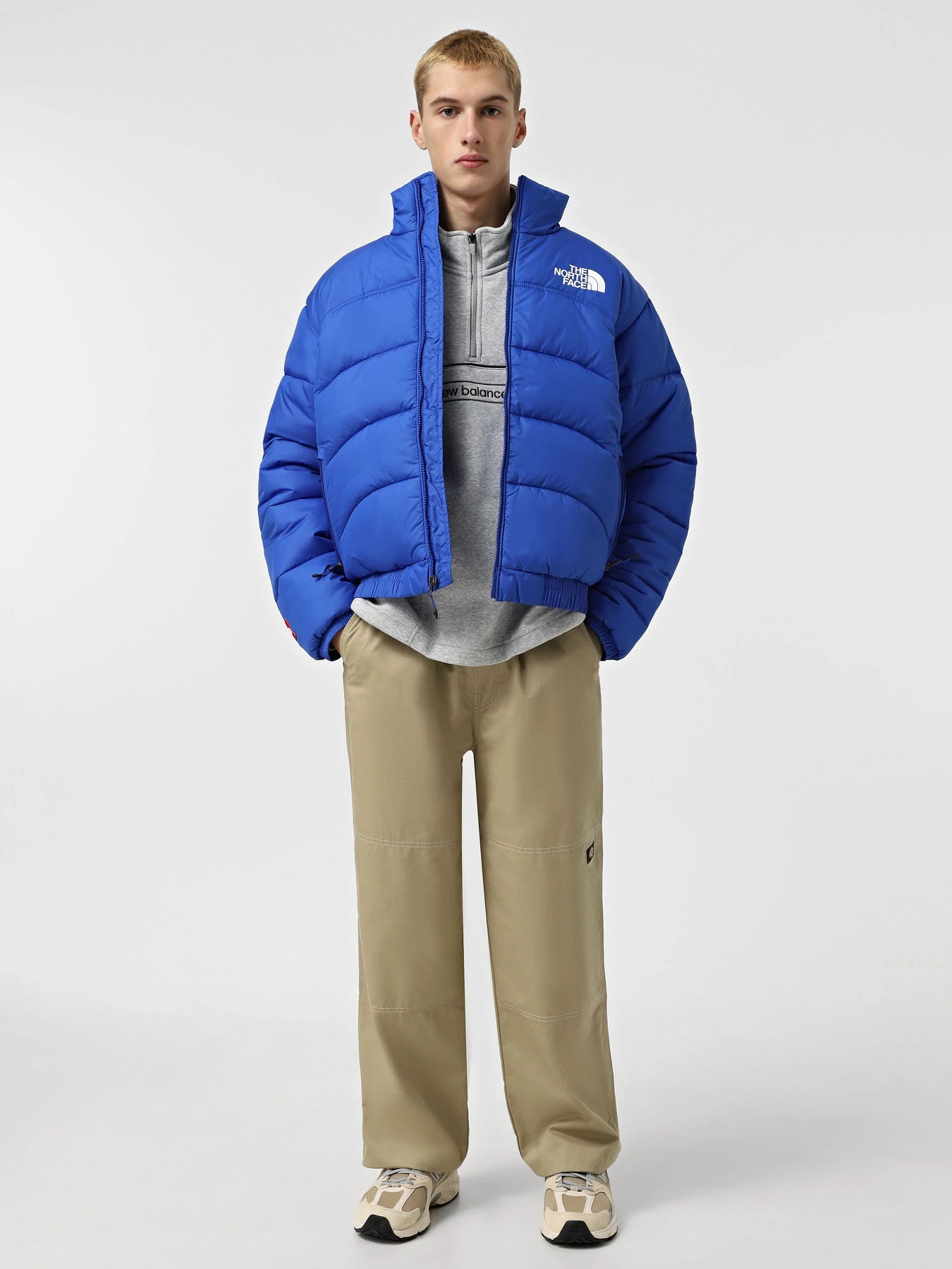 Куртки та дублянки The North Face 2000 Synthetic Puffer модель NF0A7URECZ61 Куртки та дублянки The North Face 2000 Synthetic Puffer модель NF0A7URECZ61 Фото