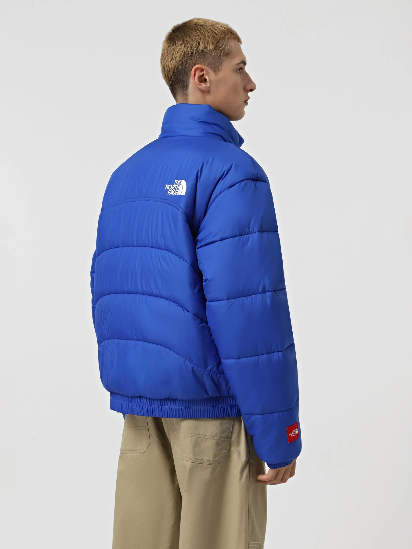 Куртки та дублянки The North Face 2000 Synthetic Puffer модель NF0A7URECZ61 Куртки та дублянки The North Face 2000 Synthetic Puffer модель NF0A7URECZ61 Фото