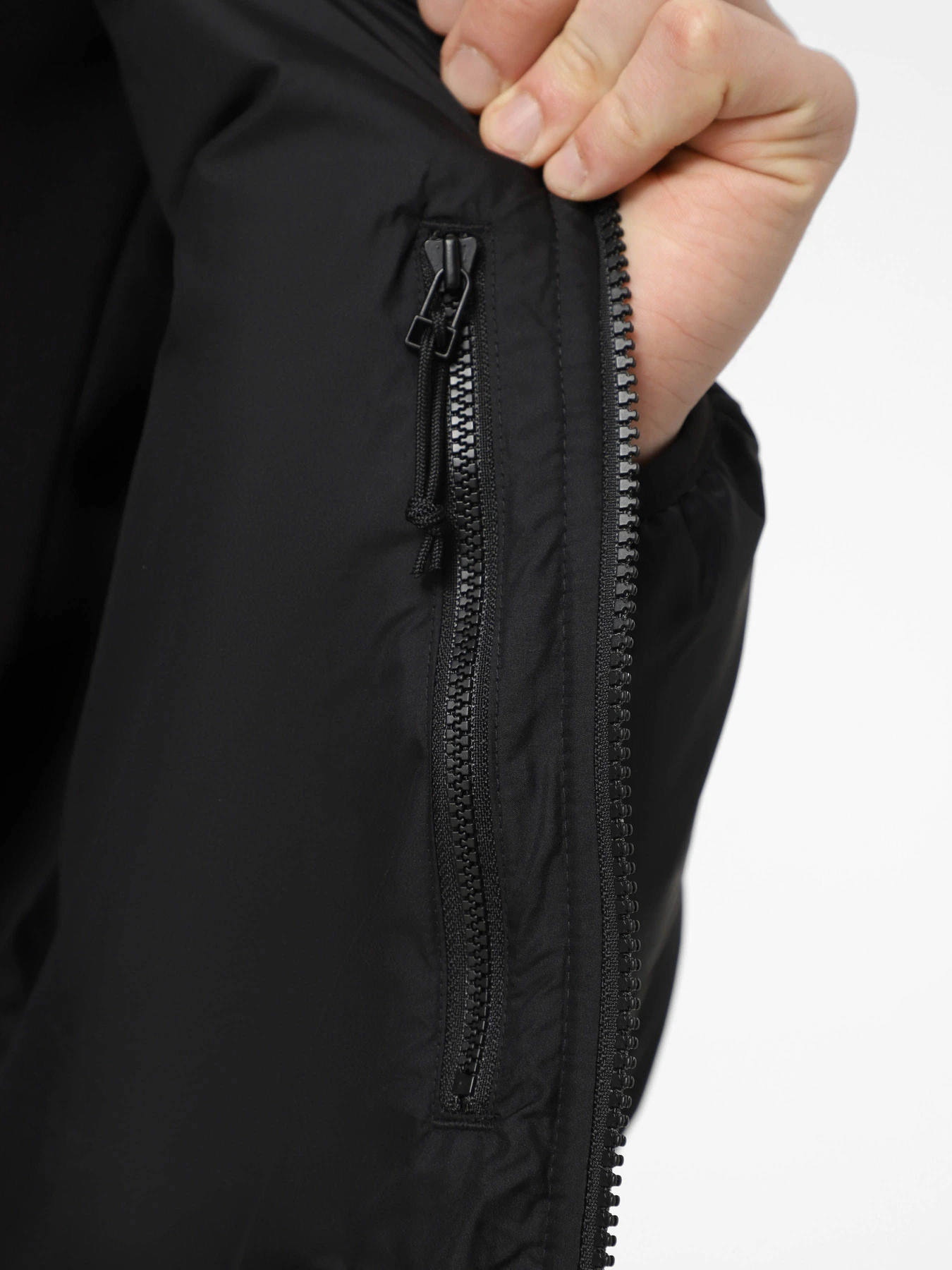 Куртки и дубленки The North Face Monterosa Light Synth модель NF0A7WZX4H01 Куртки и дубленки The North Face Monterosa Light Synth модель NF0A7WZX4H01 Фото