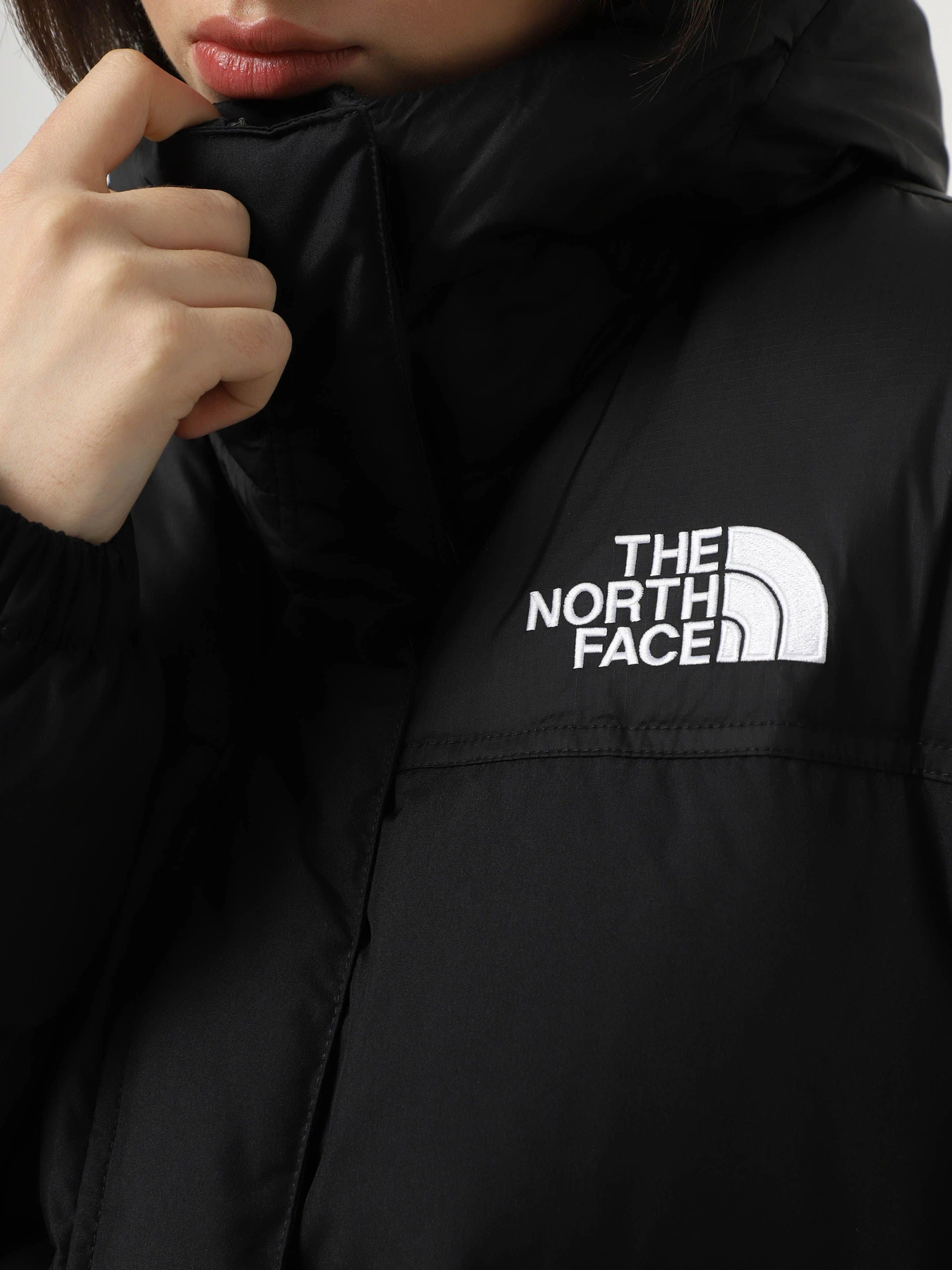 Куртки и дубленки The North Face Nuptse модель NF0A832K4H01 Фото
