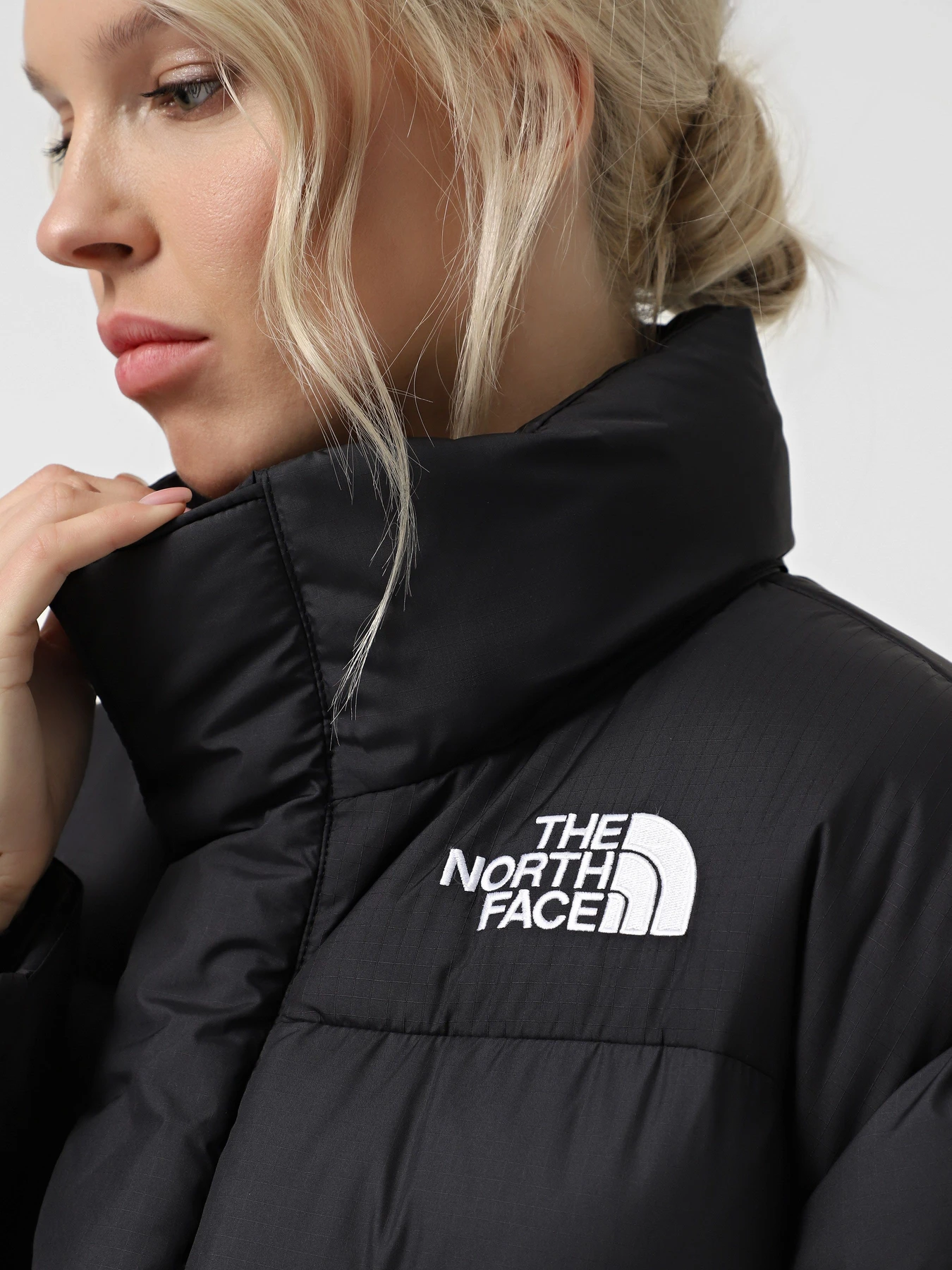 Куртки та дублянки The North Face Monterosa Insulated модель NF0A89G9JK31 Фото