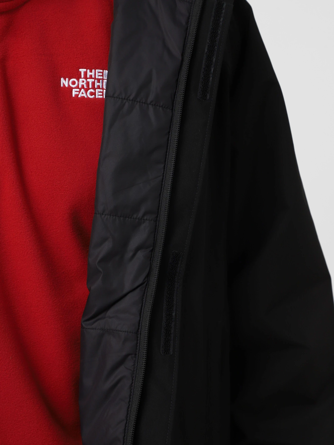 Куртки и дубленки The North Face Resolve Insulated модель NF00A14Y4H01 Фото