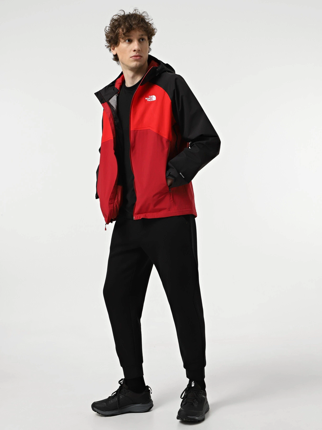 Куртки и дубленки The North Face Stratos модель NF00CMH98CI1 Куртки и дубленки The North Face Stratos модель NF00CMH98CI1 Фото
