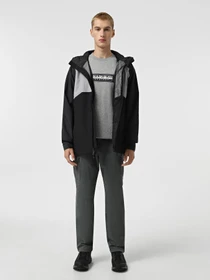 Куртки та дублянки The North Face Stratos модель NF00CMH9AZG1 Фото