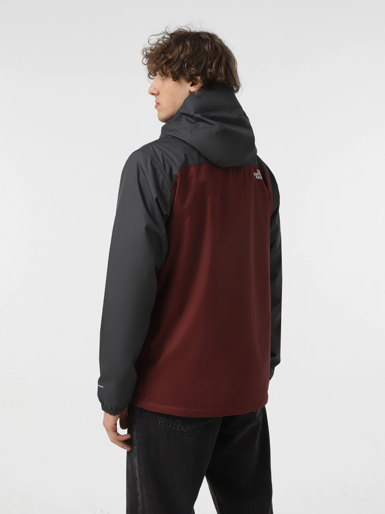Куртки и дубленки The North Face Quest Triclimate модель NF0A3YFH7OK1 Фото