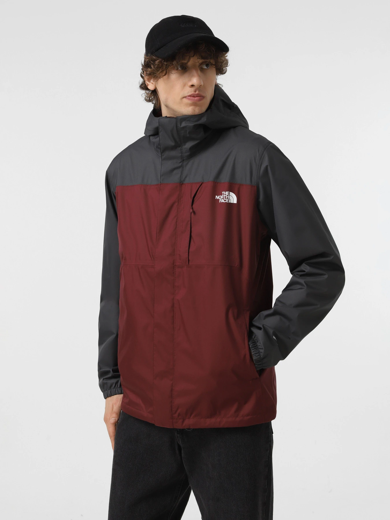 Куртки и дубленки The North Face Quest Triclimate модель NF0A3YFH7OK1 Фото