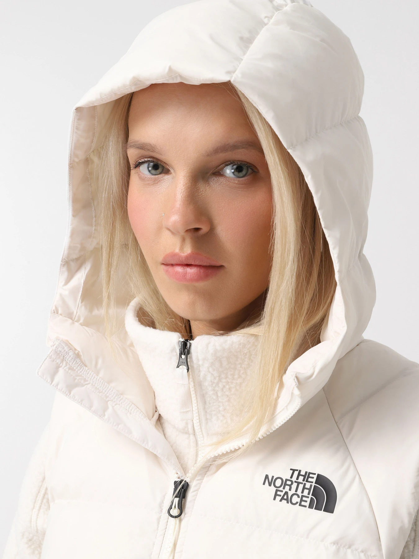 Куртки и дубленки The North Face Hyalite модель NF0A7SXEQLI1 Фото