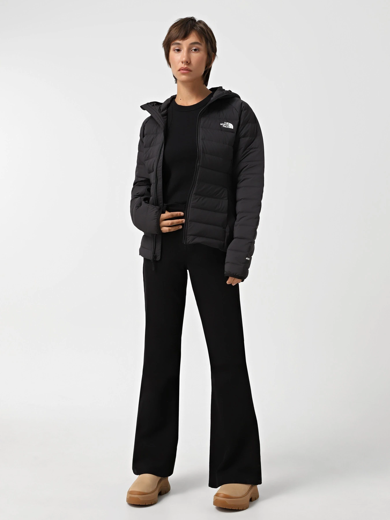 Куртки та дублянки The North Face Belleview Stretch Down модель NF0A7UK54H01 Куртки та дублянки The North Face Belleview Stretch Down модель NF0A7UK54H01 Фото