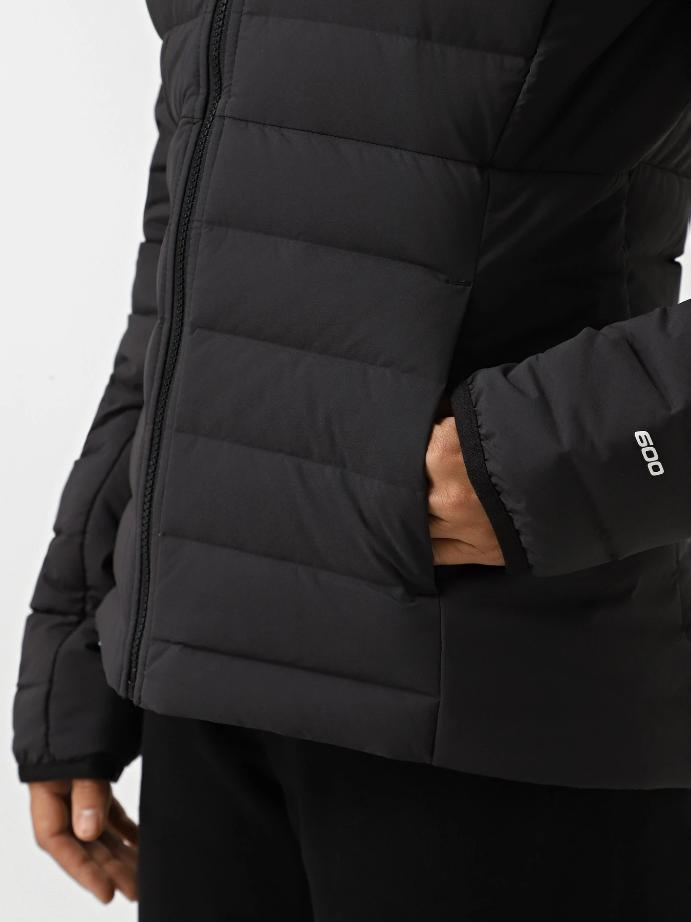 Куртки та дублянки The North Face Belleview Stretch Down модель NF0A7UK54H01 Куртки та дублянки The North Face Belleview Stretch Down модель NF0A7UK54H01 Фото