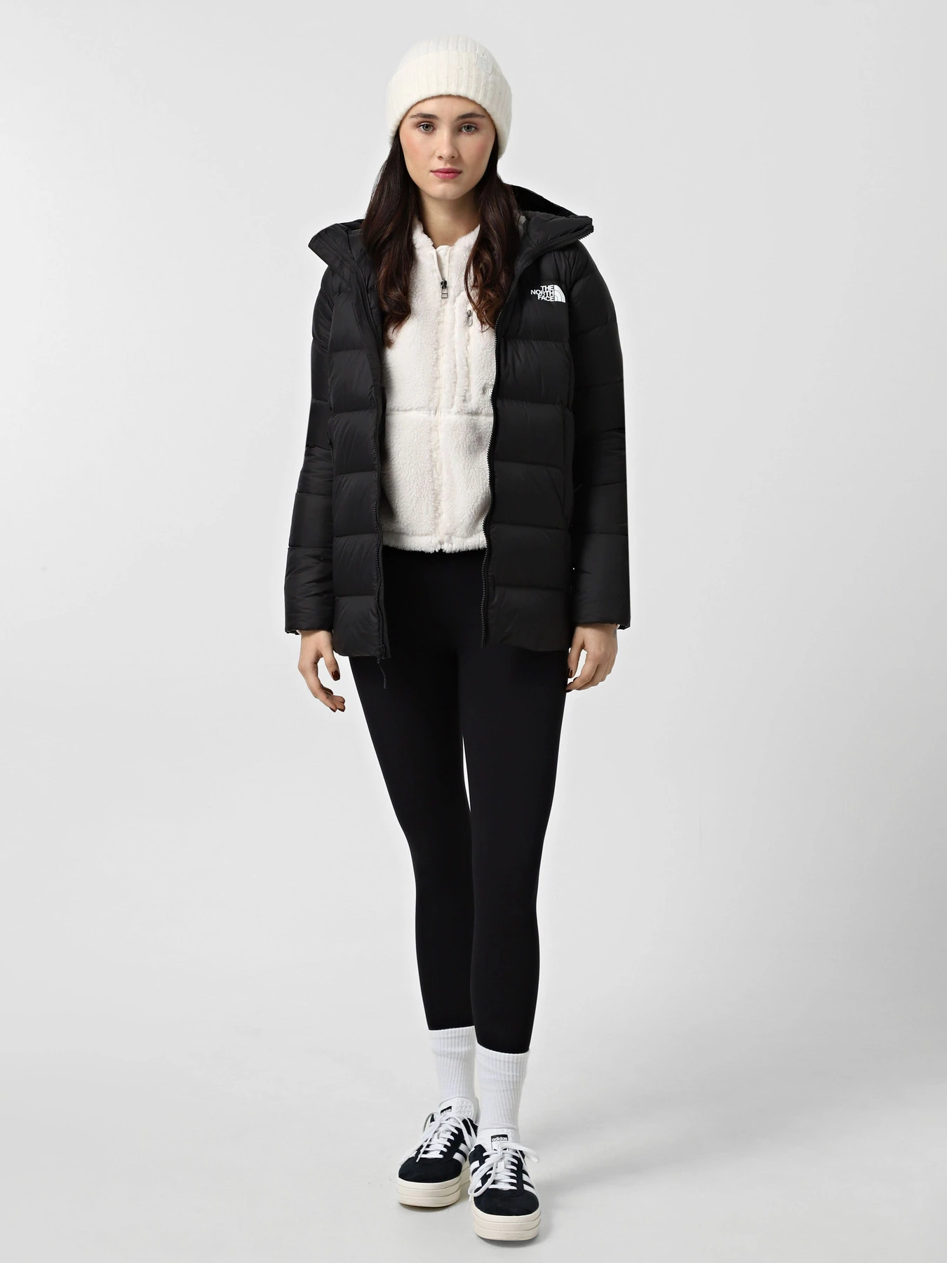 Куртки и дубленки The North Face Hyalite модель NF0A7Z9R4H01 Куртки и дубленки The North Face Hyalite модель NF0A7Z9R4H01 Фото