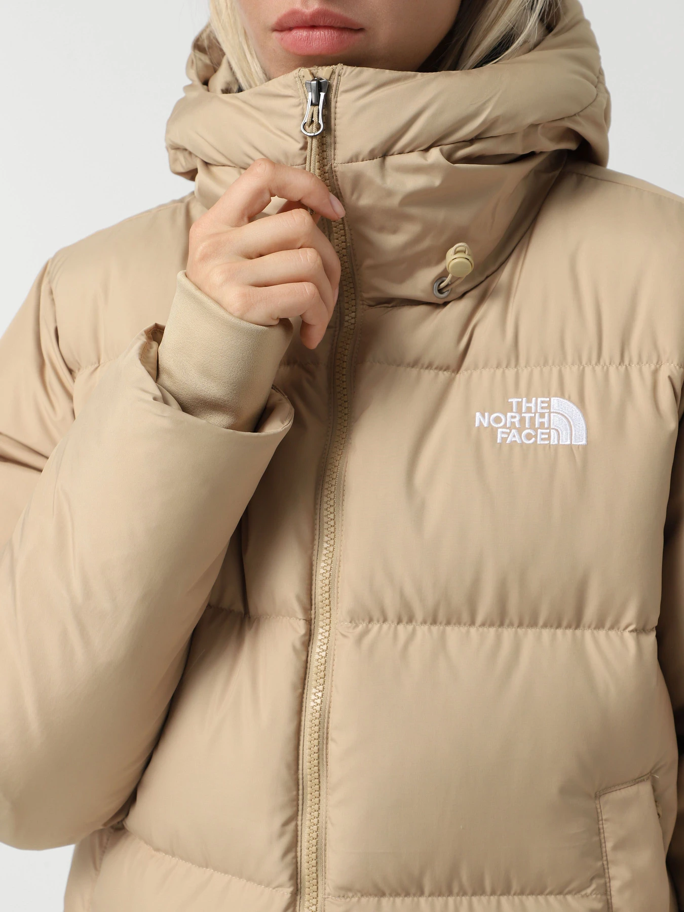 Куртки та дублянки The North Face Triple модель NF0A84J4LK51 Куртки та дублянки The North Face Triple модель NF0A84J4LK51 Фото