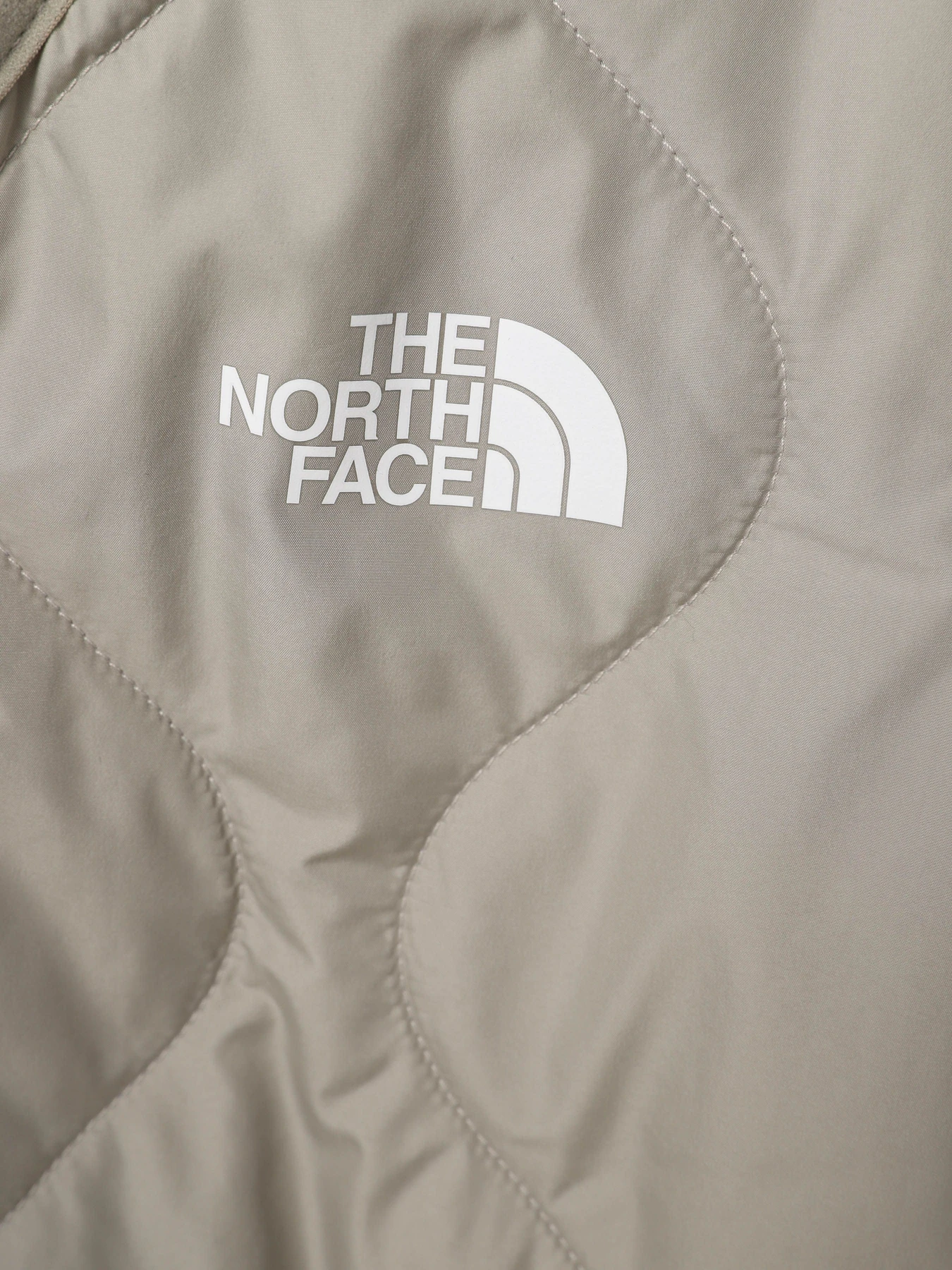 Куртки и дубленки The North Face Ampato Quilted Liner модель NF0A852A1I41 Фото