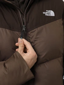 Куртки та дублянки The North Face Saikuru модель NF0A853I7O31 Фото