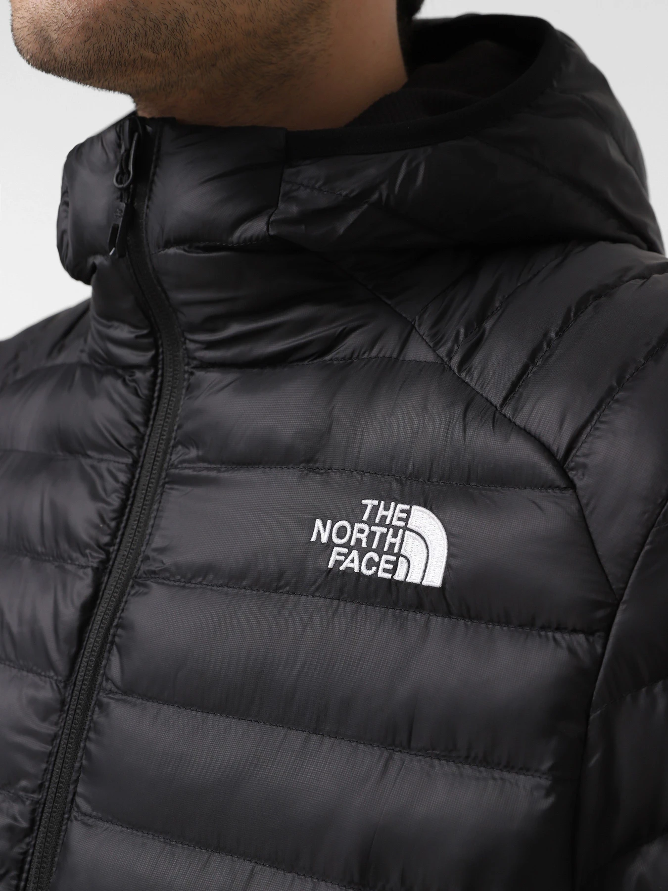 Куртки и дубленки The North Face Huila модель NF0A85A34GZ1 Куртки и дубленки The North Face Huila модель NF0A85A34GZ1 Фото