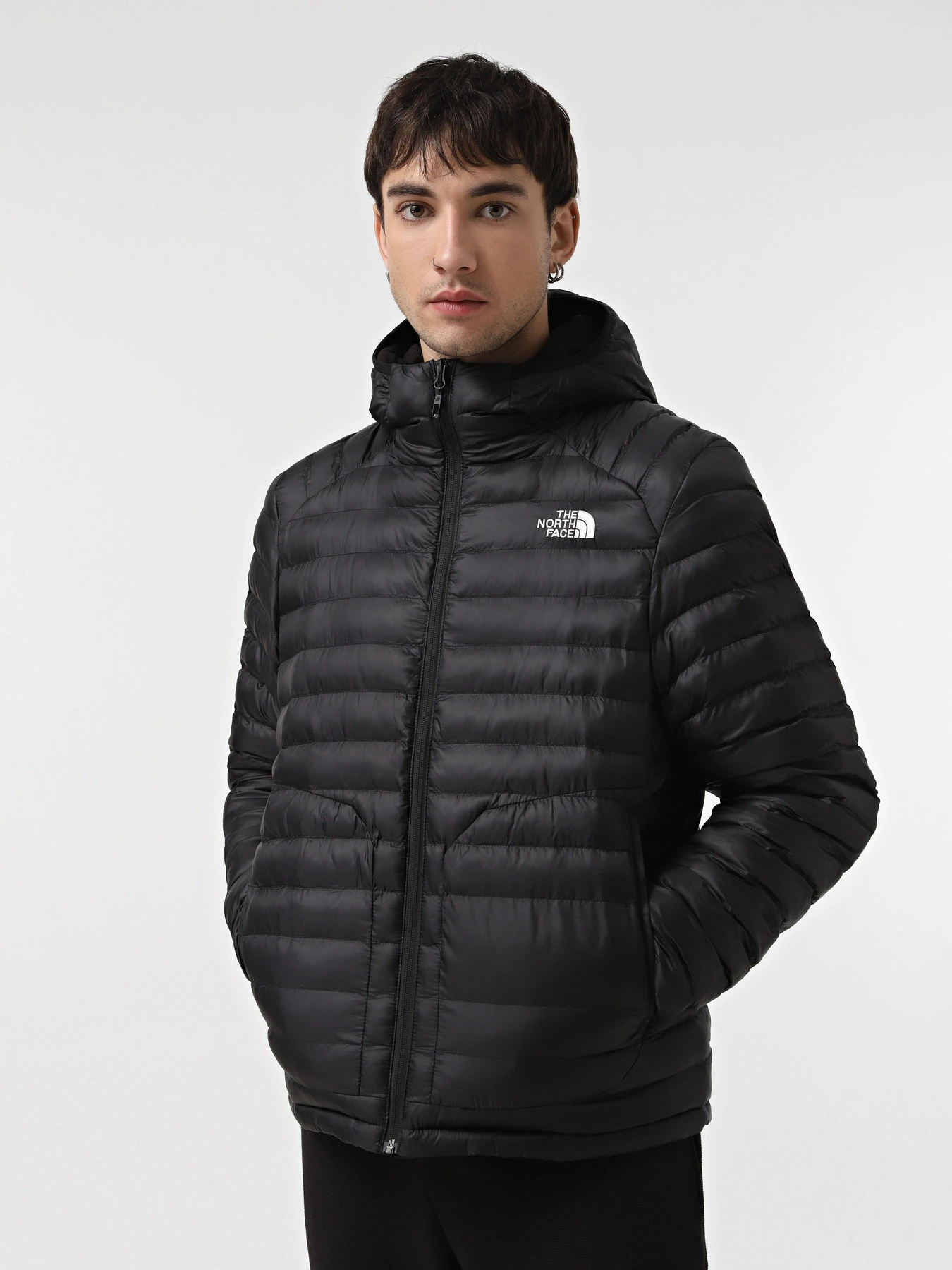 Куртки и дубленки The North Face Huila модель NF0A85A34GZ1 Куртки и дубленки The North Face Huila модель NF0A85A34GZ1 Фото