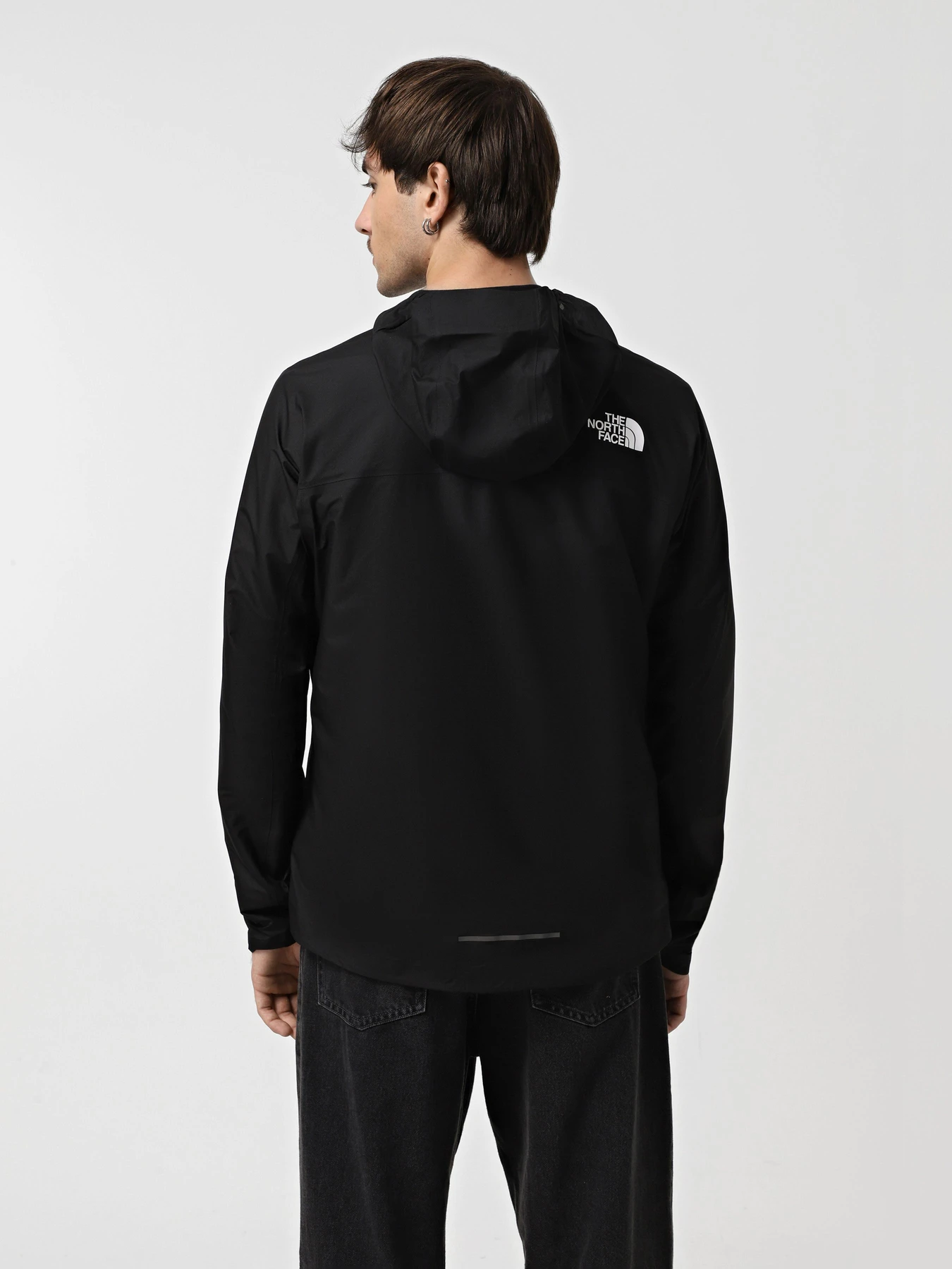 Куртки и дубленки The North Face Summit Superior Futurelight модель NF0A86WGJK31 Фото