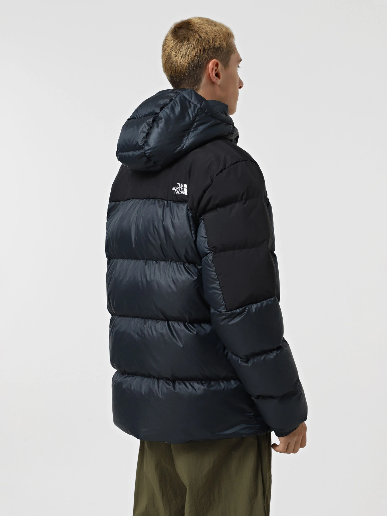 Куртки та дублянки The North Face Diablo Down модель NF0A899299O1 Куртки та дублянки The North Face Diablo Down модель NF0A899299O1 Фото