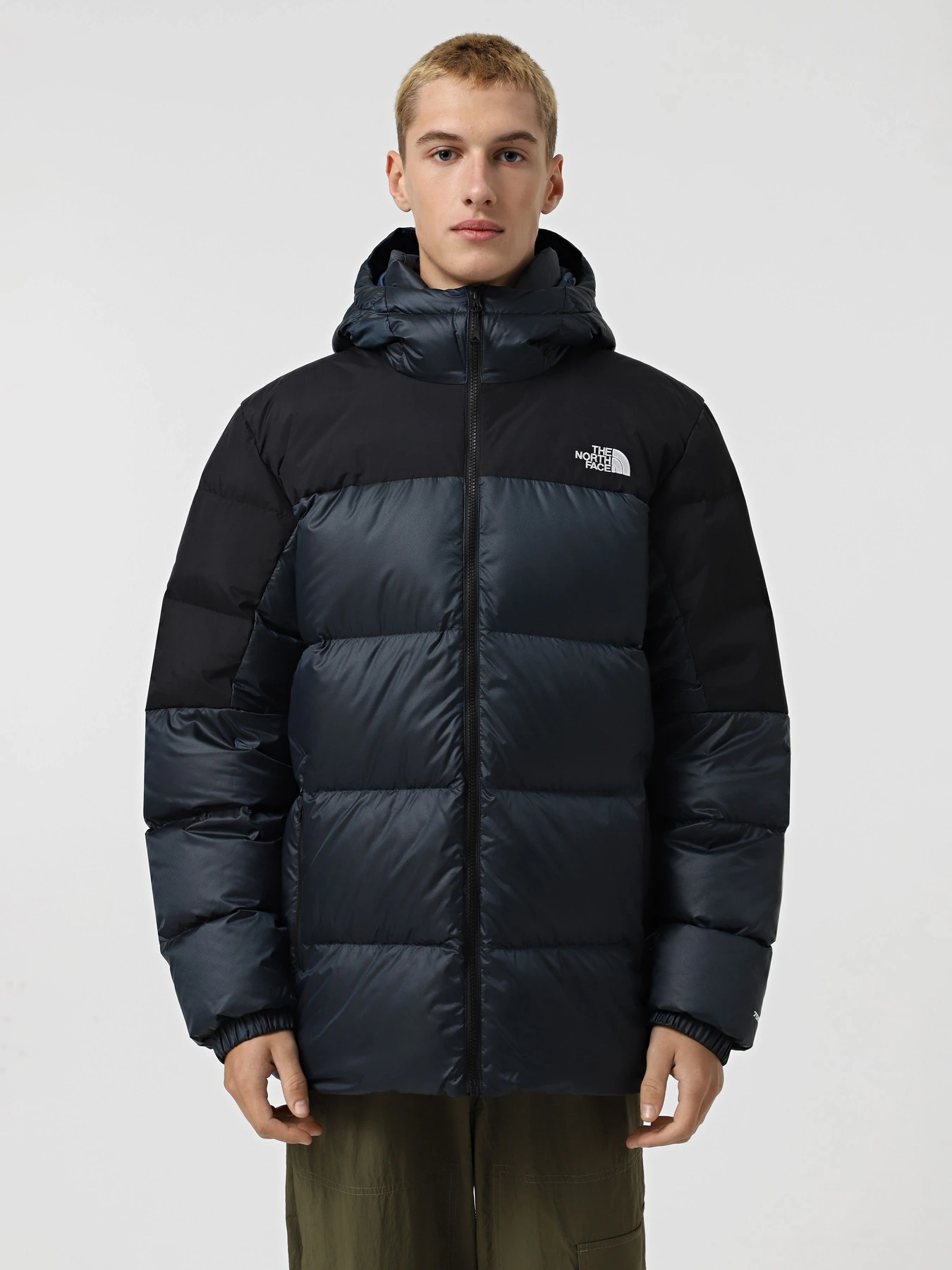Куртки та дублянки The North Face Diablo Down модель NF0A899299O1 Куртки та дублянки The North Face Diablo Down модель NF0A899299O1 Фото