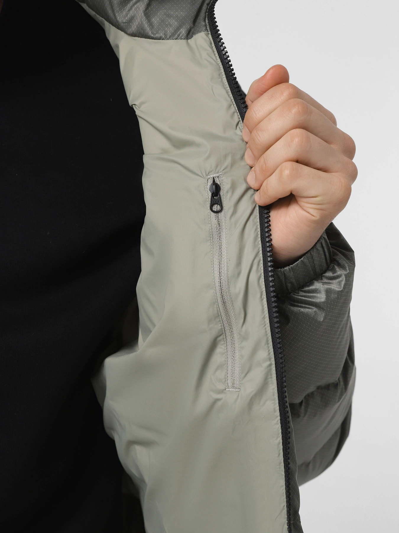 Куртки и дубленки The North Face Diablo Down модель NF0A89930IM1 Куртки и дубленки The North Face Diablo Down модель NF0A89930IM1 Фото