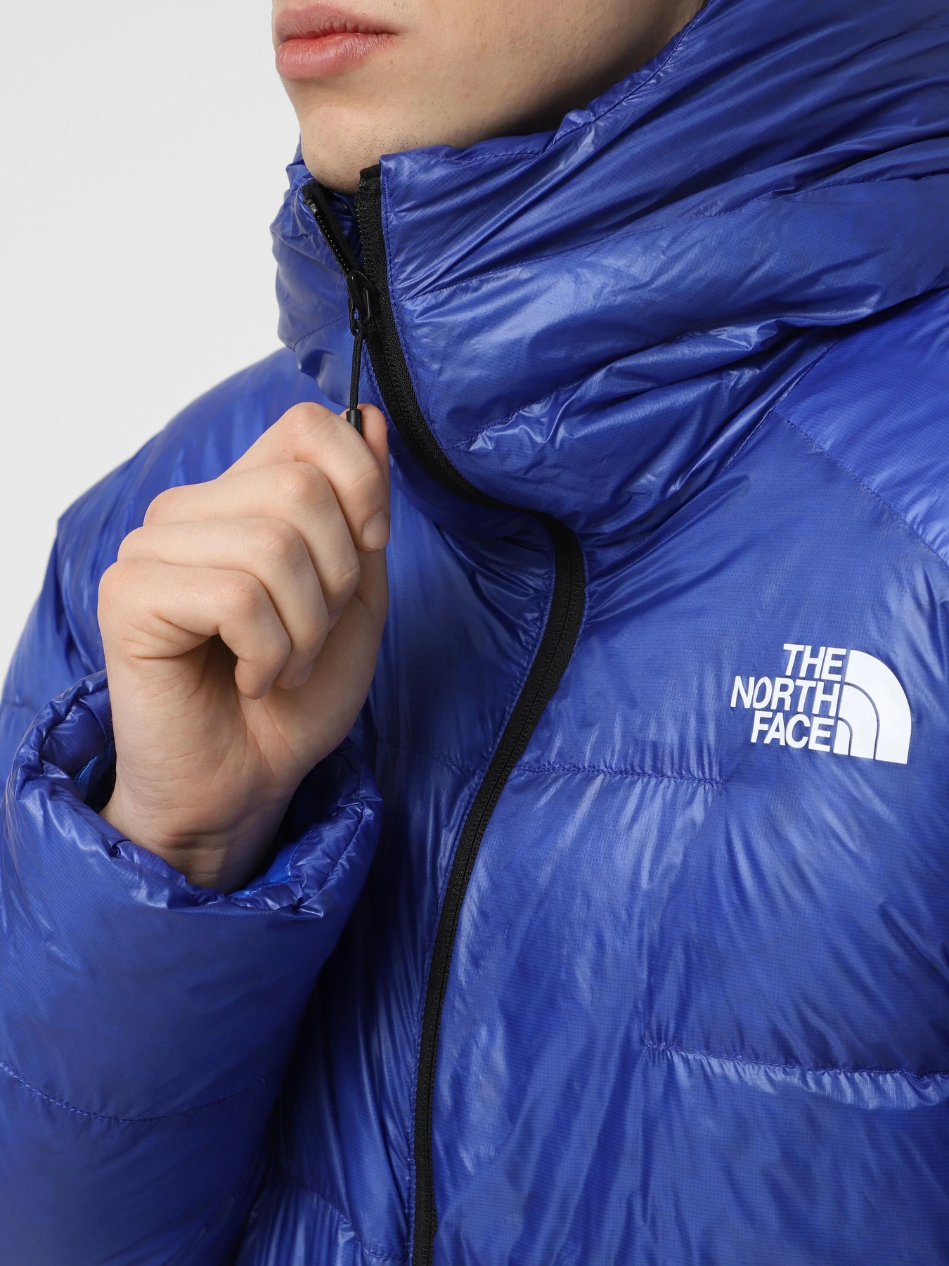Куртки та дублянки The North Face Summit Pumori модель NF0A8AK5CZ61 Фото