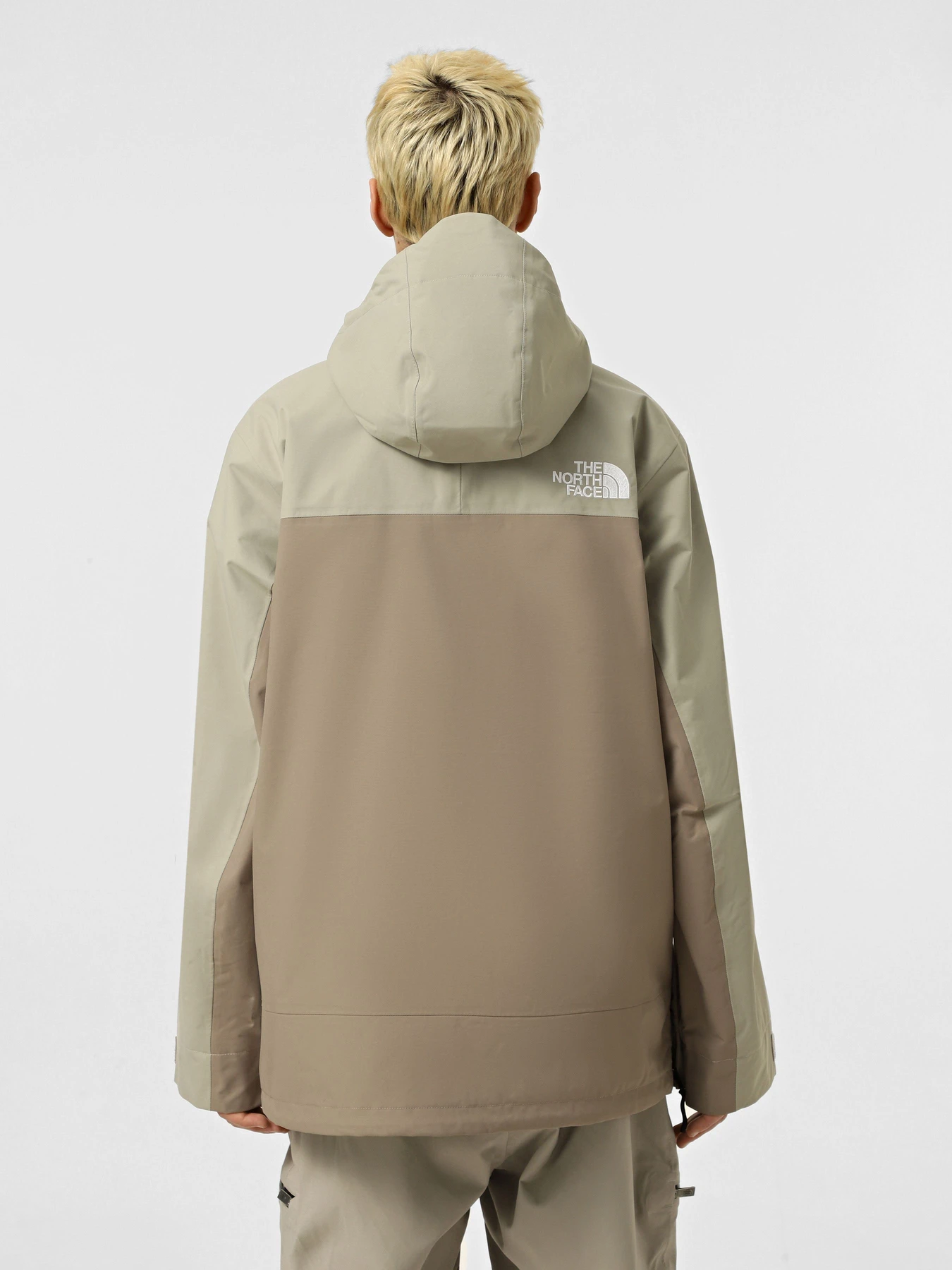 Куртки та дублянки The North Face Driftview модель NF0A82V55II1 Фото