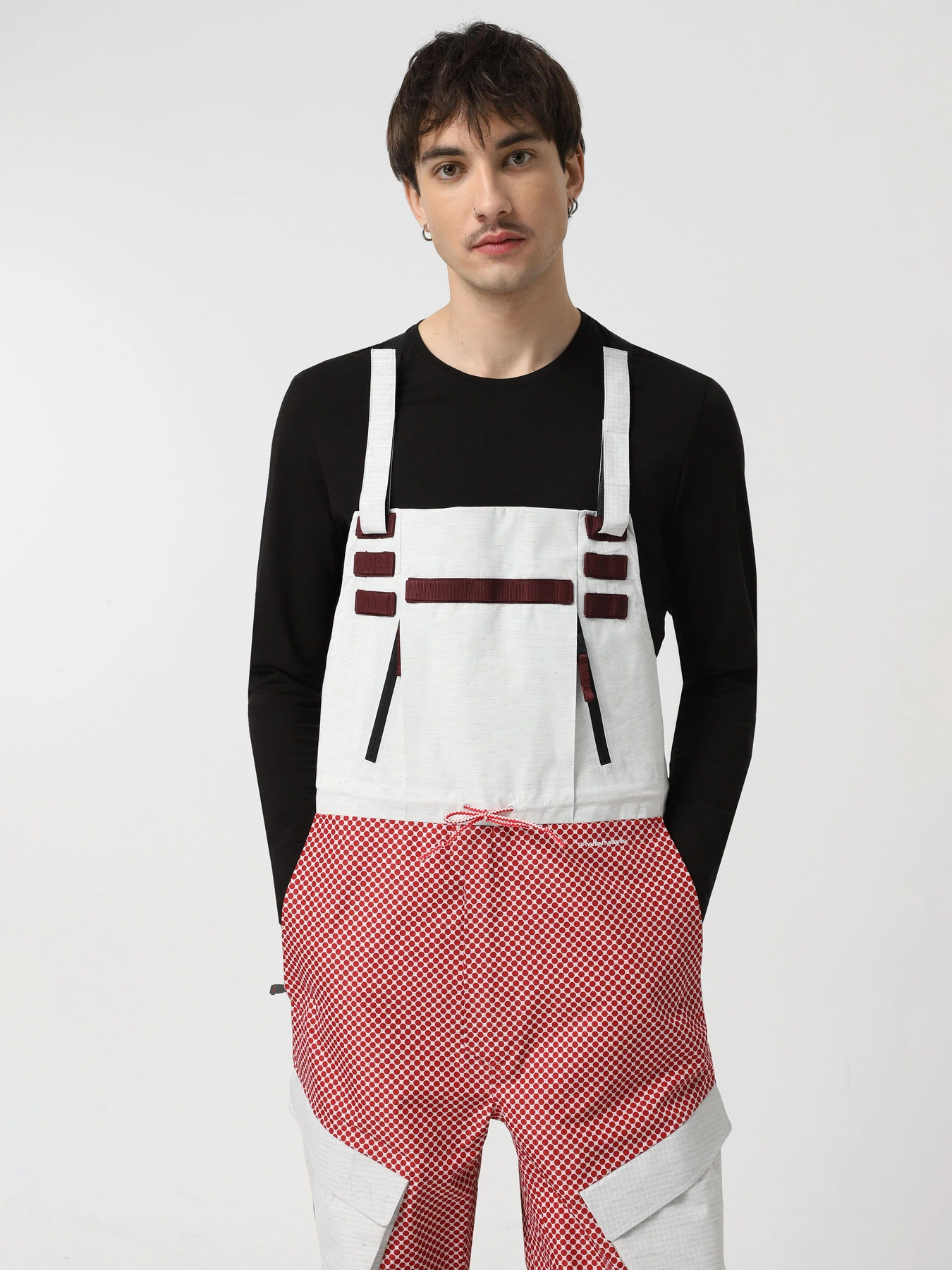 Комбинезоны The North Face A68-A Dryvent Mono Shell Bib модель NF0A87VF9IB1 Комбинезоны The North Face A68-A Dryvent Mono Shell Bib модель NF0A87VF9IB1 Фото