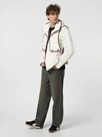 Куртки и дубленки The North Face A68-a Woven 50/50 модель NF0A87VGRO61 Фото