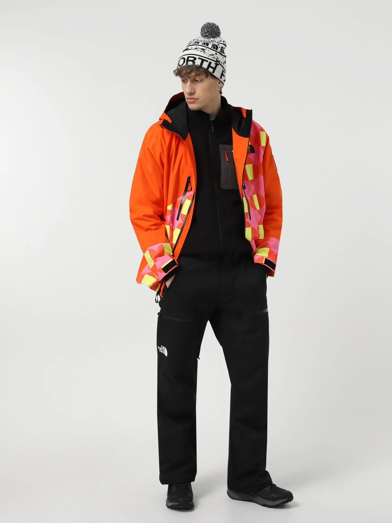 Брюки The North Face Chakal модель NF0A87Y7JK31 Брюки The North Face Chakal модель NF0A87Y7JK31 Фото
