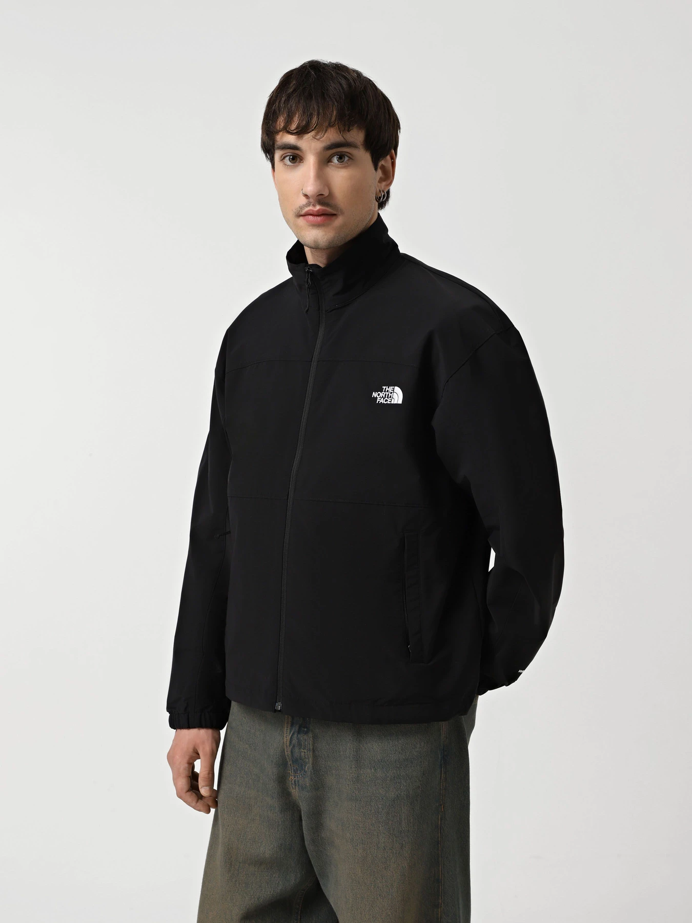 Куртки и дубленки The North Face Easy Wind Track модель NF0A88XYJK31 Фото