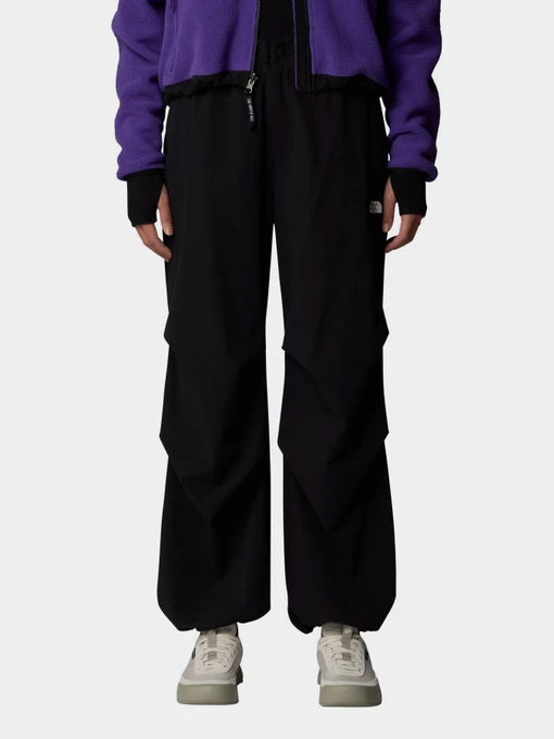 Штани The North Face Woven модель NF0A89H1JK31 Фото