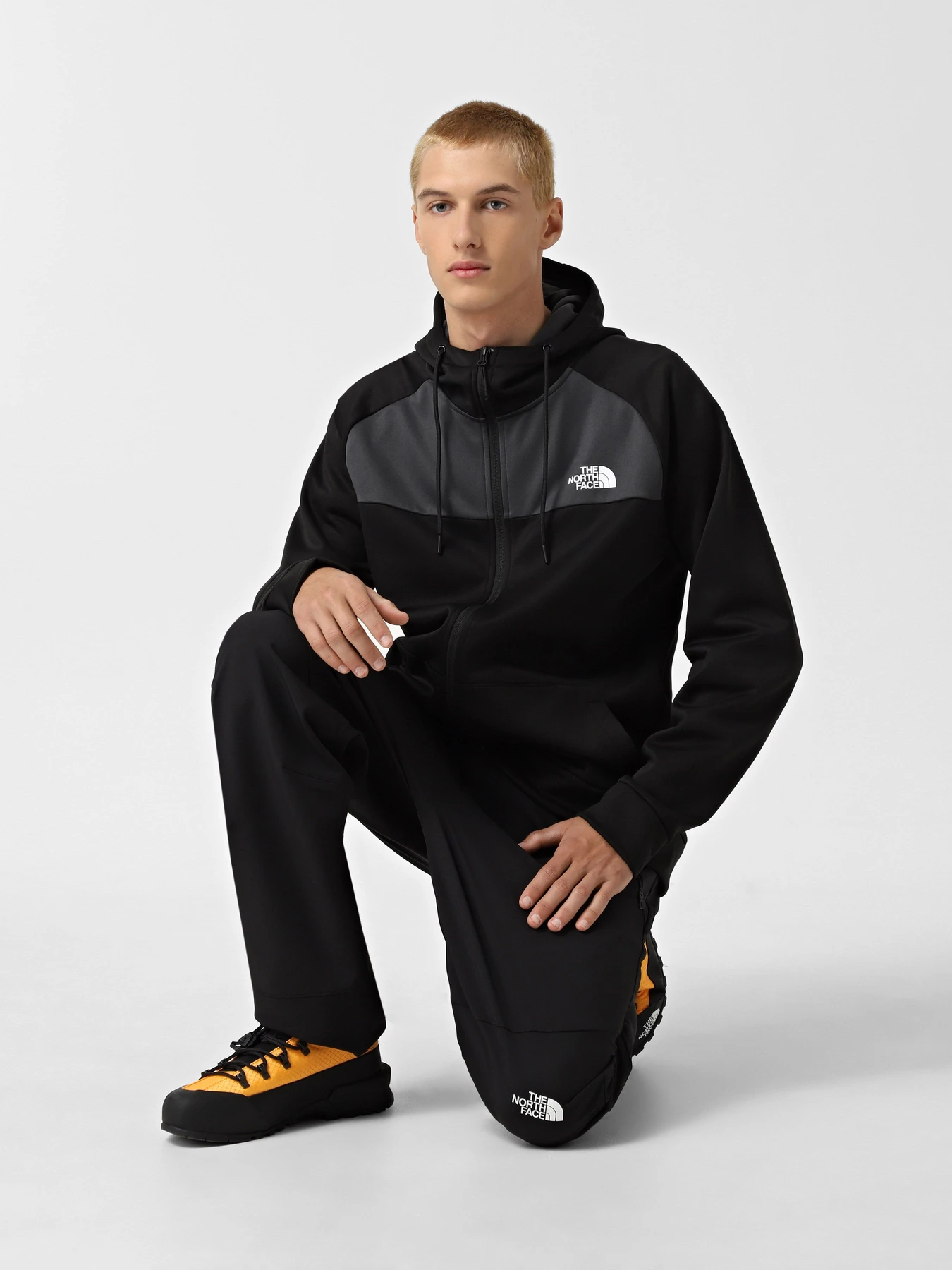 Худі та світшоти The North Face Reaxion модель NF0A7Z9O4GZ1 Худі та світшоти The North Face Reaxion модель NF0A7Z9O4GZ1 Фото