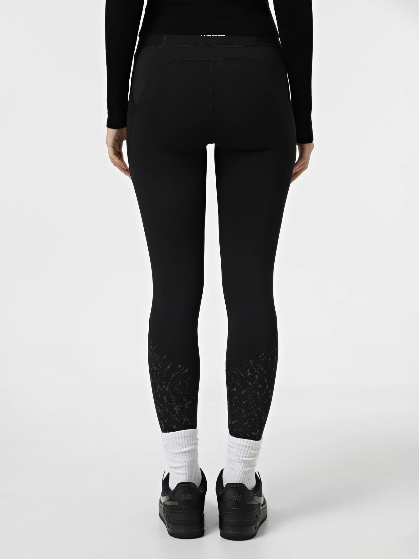 Штани The North Face Movmynt 7/8 модель NF0A84KZ5ON1 Штани The North Face Movmynt 7/8 модель NF0A84KZ5ON1 Фото