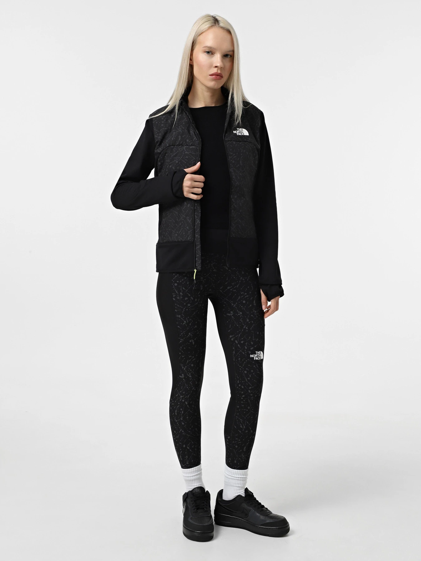 Худі та світшоти The North Face Winter Warm Pro модель NF0A84LD5ON1 Худі та світшоти The North Face Winter Warm Pro модель NF0A84LD5ON1 Фото