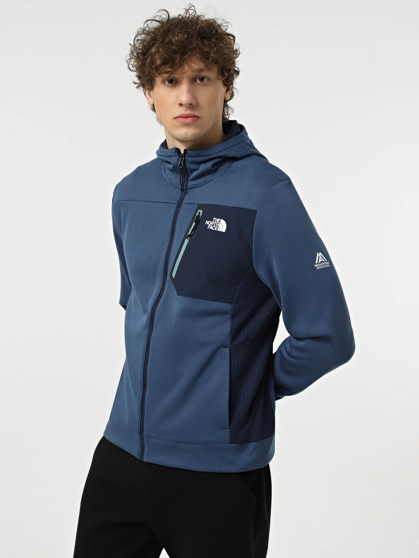 Худи и свитшоты The North Face Mountain Athletics модель NF0A893Q9261 Худи и свитшоты The North Face Mountain Athletics модель NF0A893Q9261 Фото