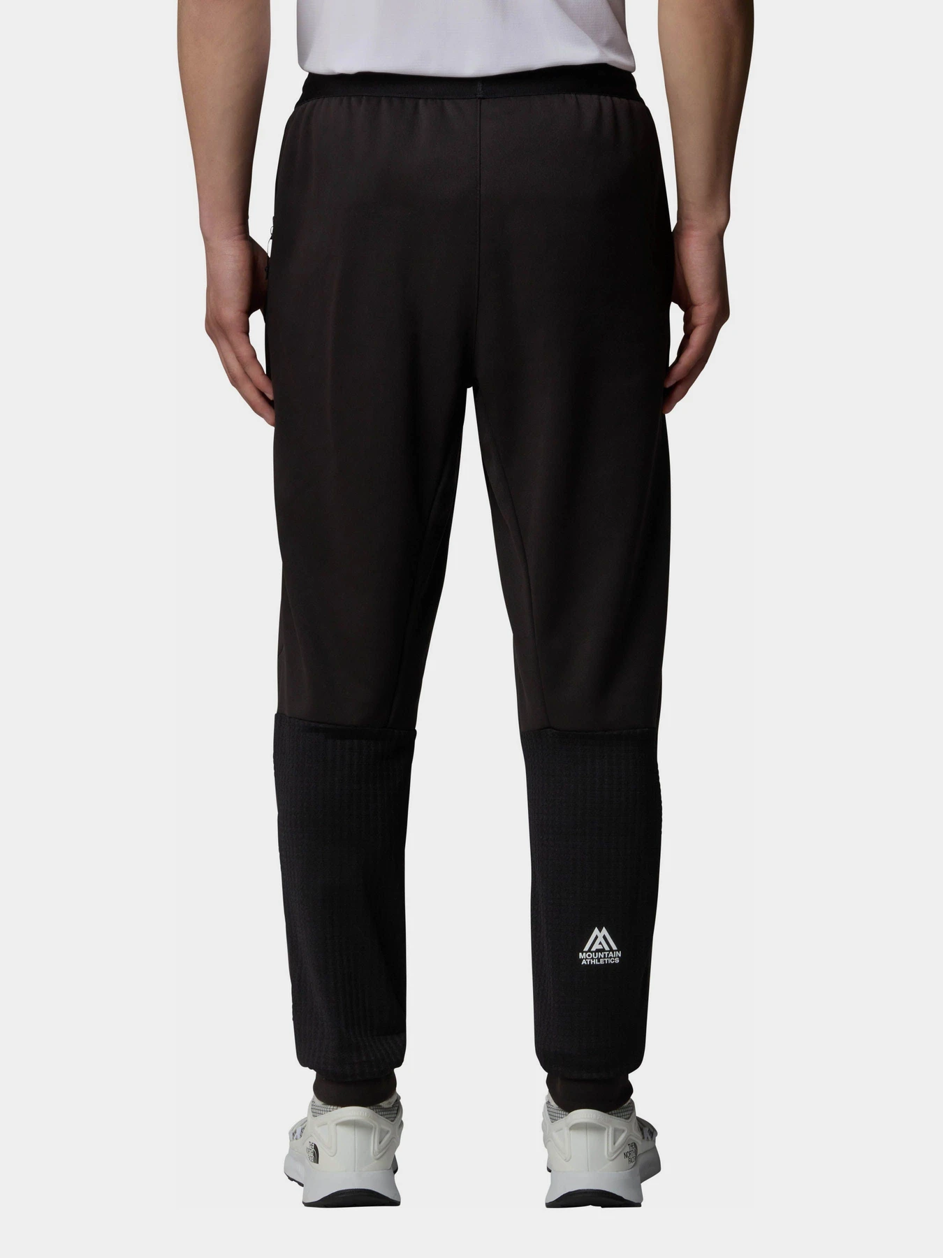 Брюки The North Face Mountain Athletics модель NF0A893SJK31 Брюки The North Face Mountain Athletics модель NF0A893SJK31 Фото