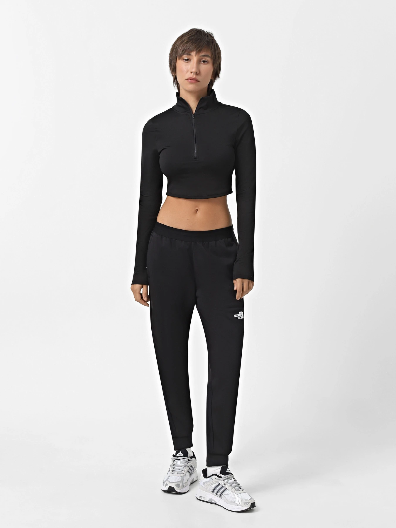 Брюки The North Face Mountain Athletics модель NF0A893WJK31 Брюки The North Face Mountain Athletics модель NF0A893WJK31 Фото