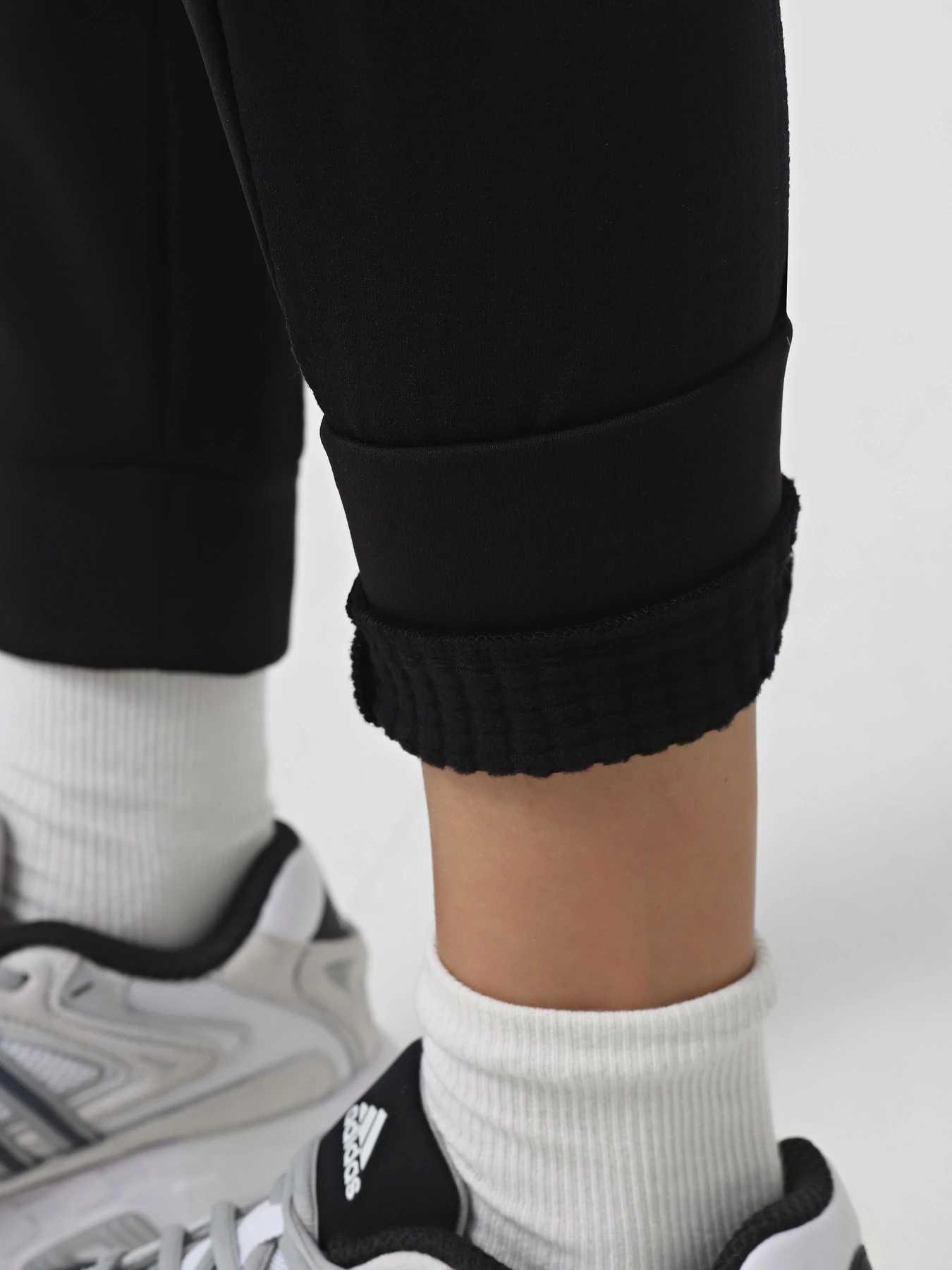 Брюки The North Face Mountain Athletics модель NF0A893WJK31 Брюки The North Face Mountain Athletics модель NF0A893WJK31 Фото